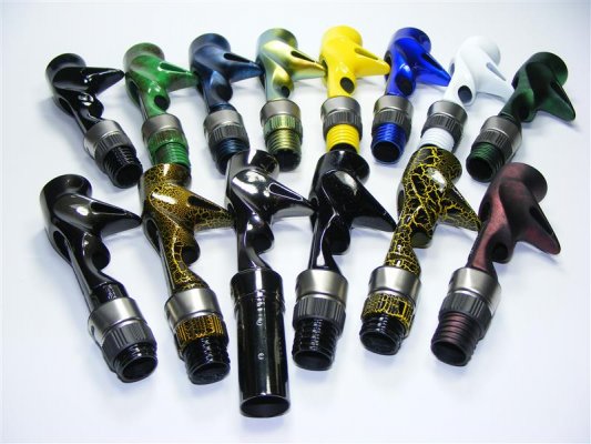 Lackierte Rollenhalter